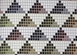 Mozaik-Sotetkek 14 kollekciónk geometrikus, merész minták és színek játékával hódít.